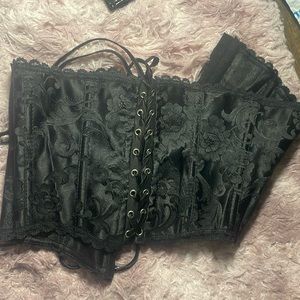 Beautiful Vintage FREDERICKS OF HOLLYWOOD